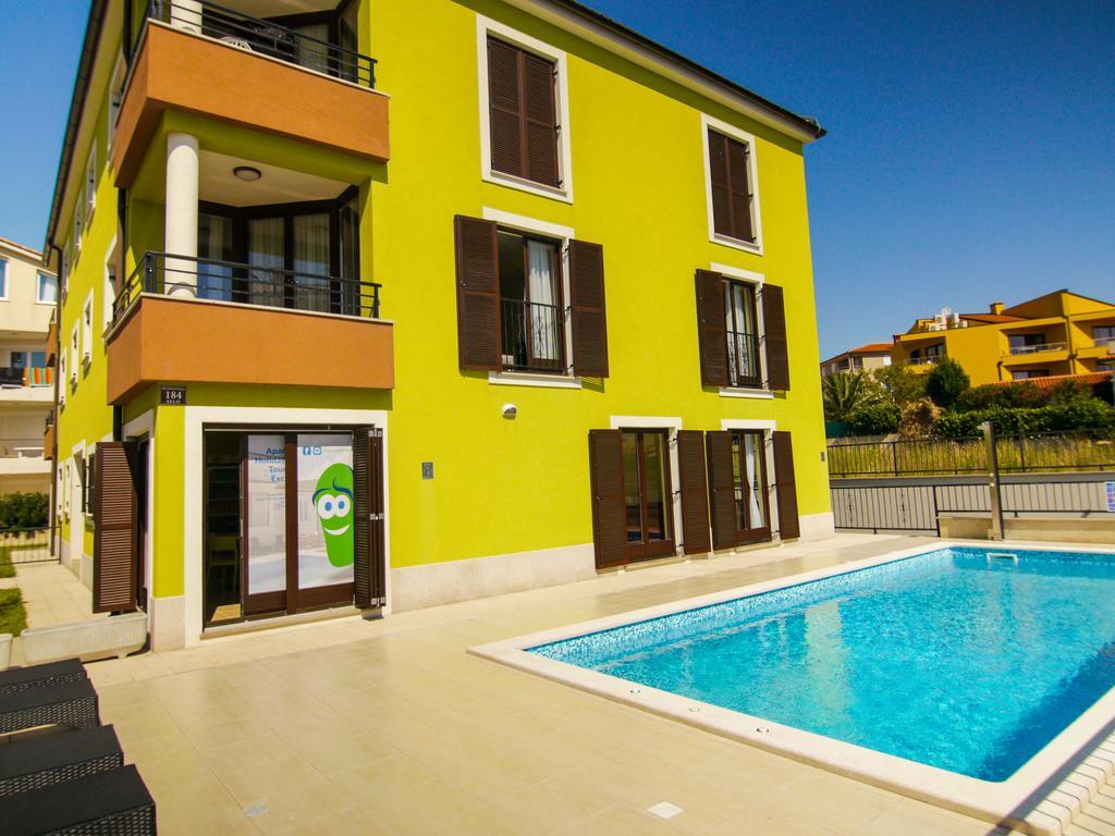 Smaragdna Villa Yourcroatiaholiday Premantura Exterior photo