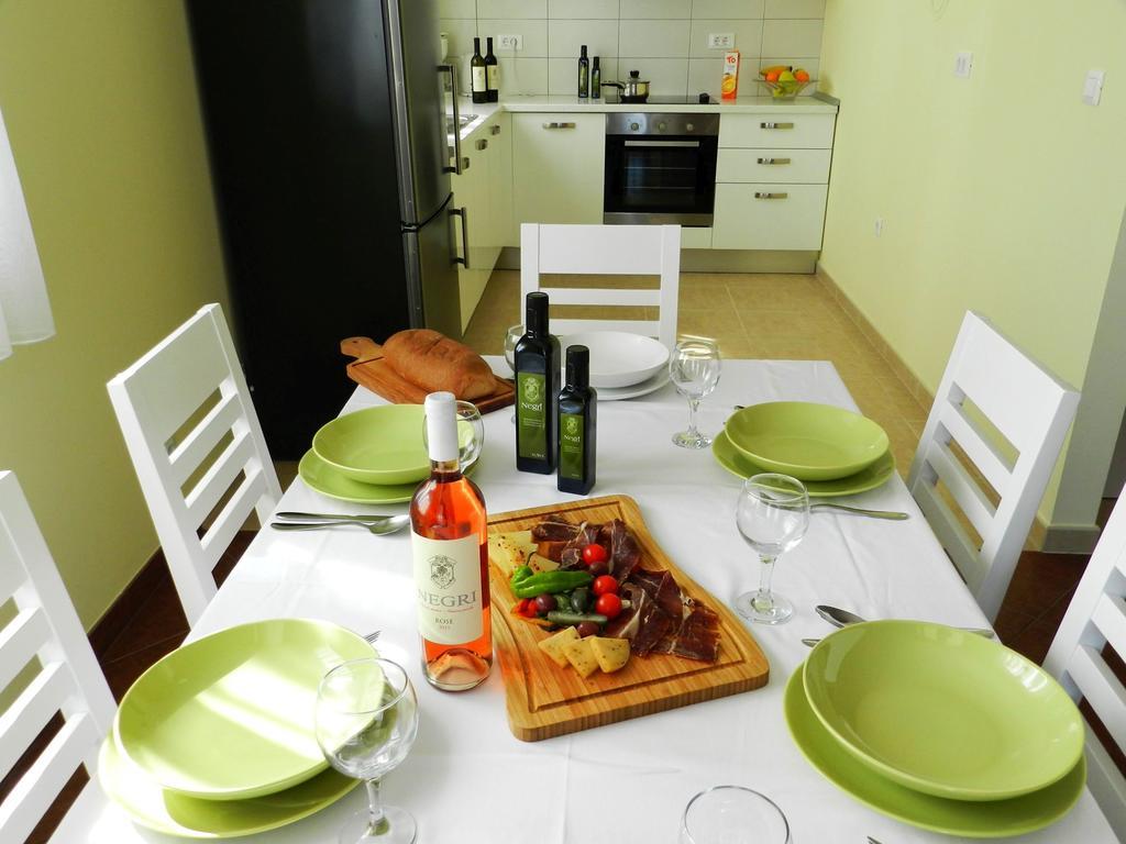 Smaragdna Villa Yourcroatiaholiday Premantura Exterior photo